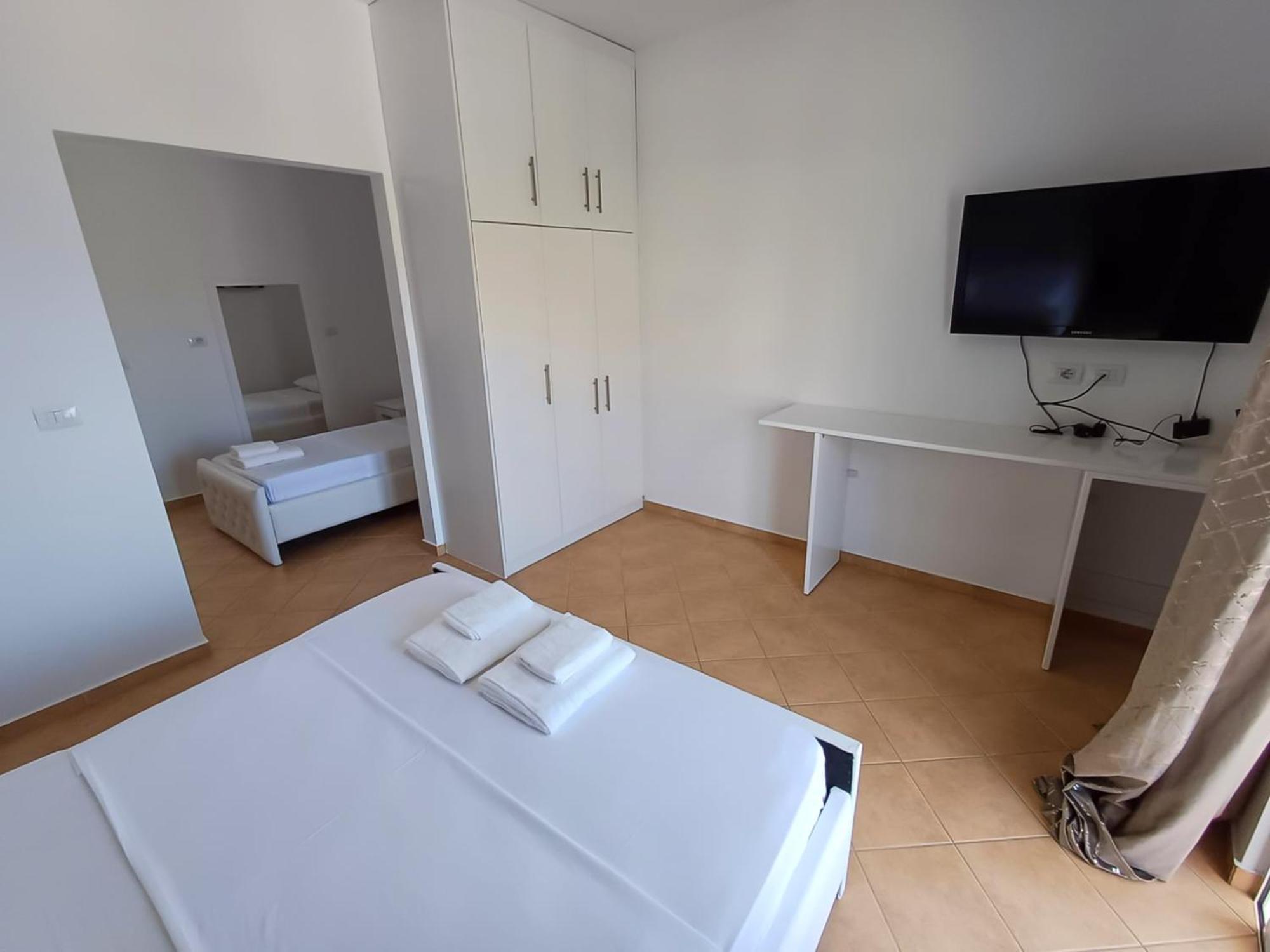 Hotel Sherifi Sarande Exterior photo